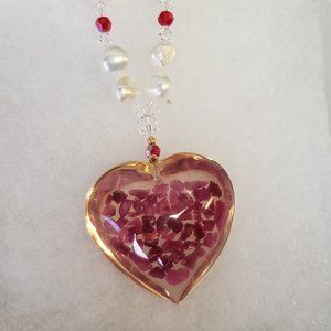 2/45$ Vintage Lee Sands red heart and pearls